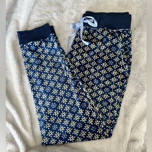 NWOT Cuddl Duds Ultra Plush Velvet Fleece Snowflake Pajama Pants Blue Size PS